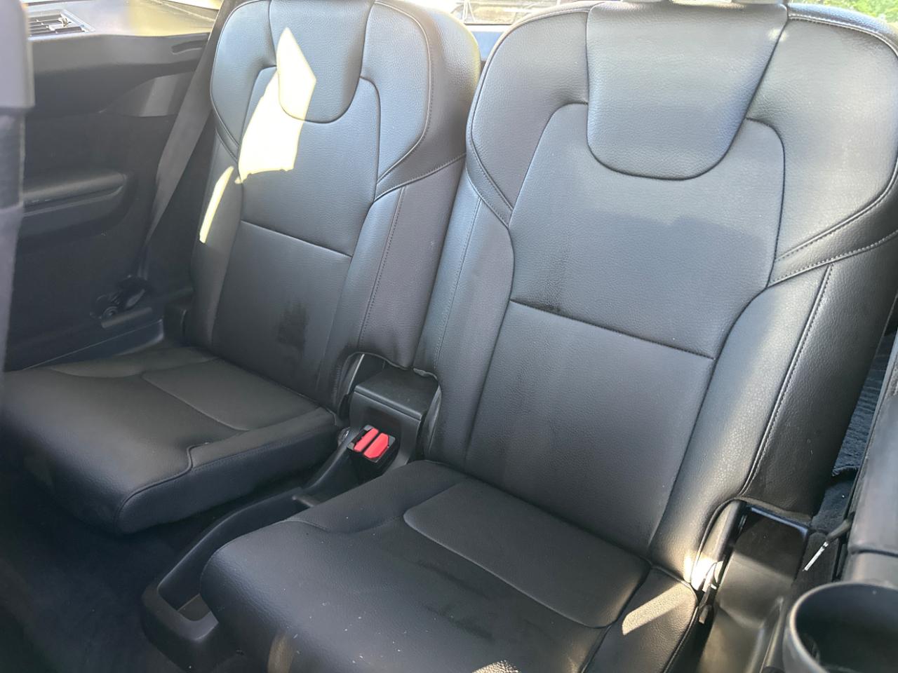 Volvo XC90 T6 AWD 7-Passenger Momentum 2018