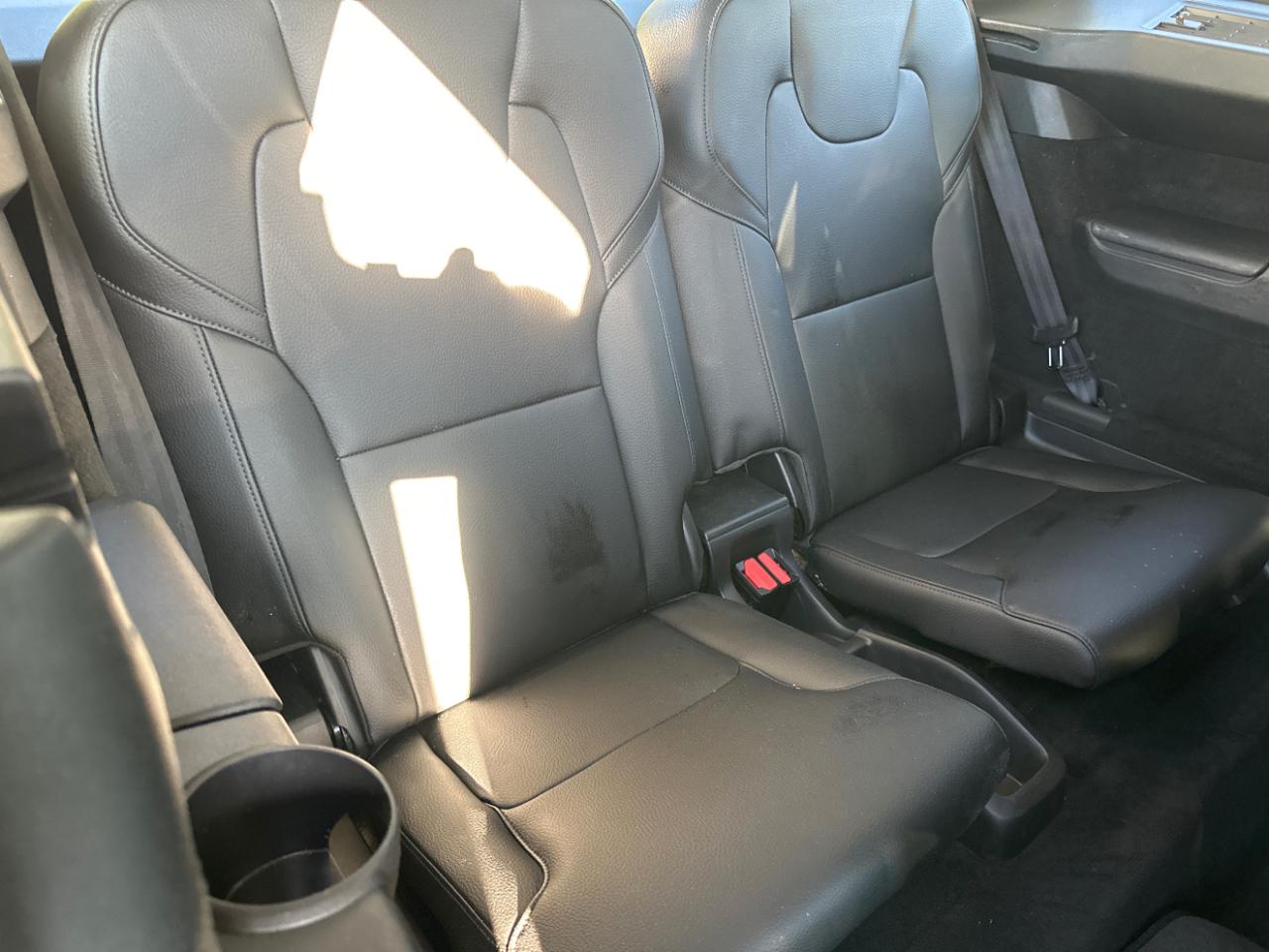 Volvo XC90 T6 AWD 7-Passenger Momentum 2018
