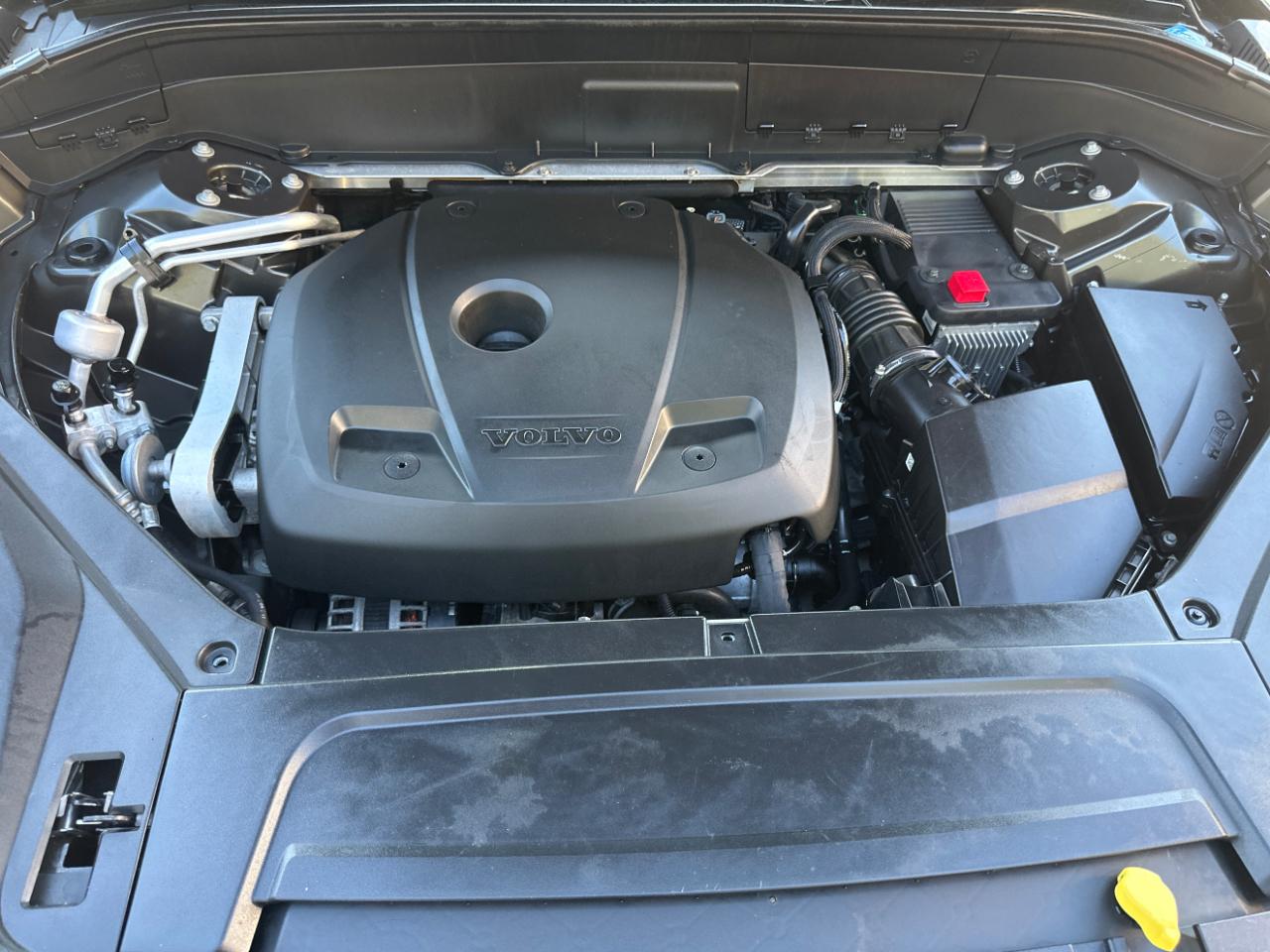 Volvo XC90 T6 AWD 7-Passenger Momentum 2018