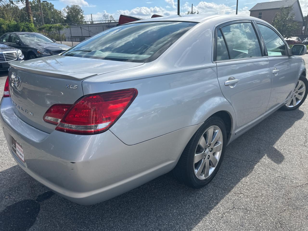 Toyota Avalon 4dr Sdn Touring (Natl) 2006