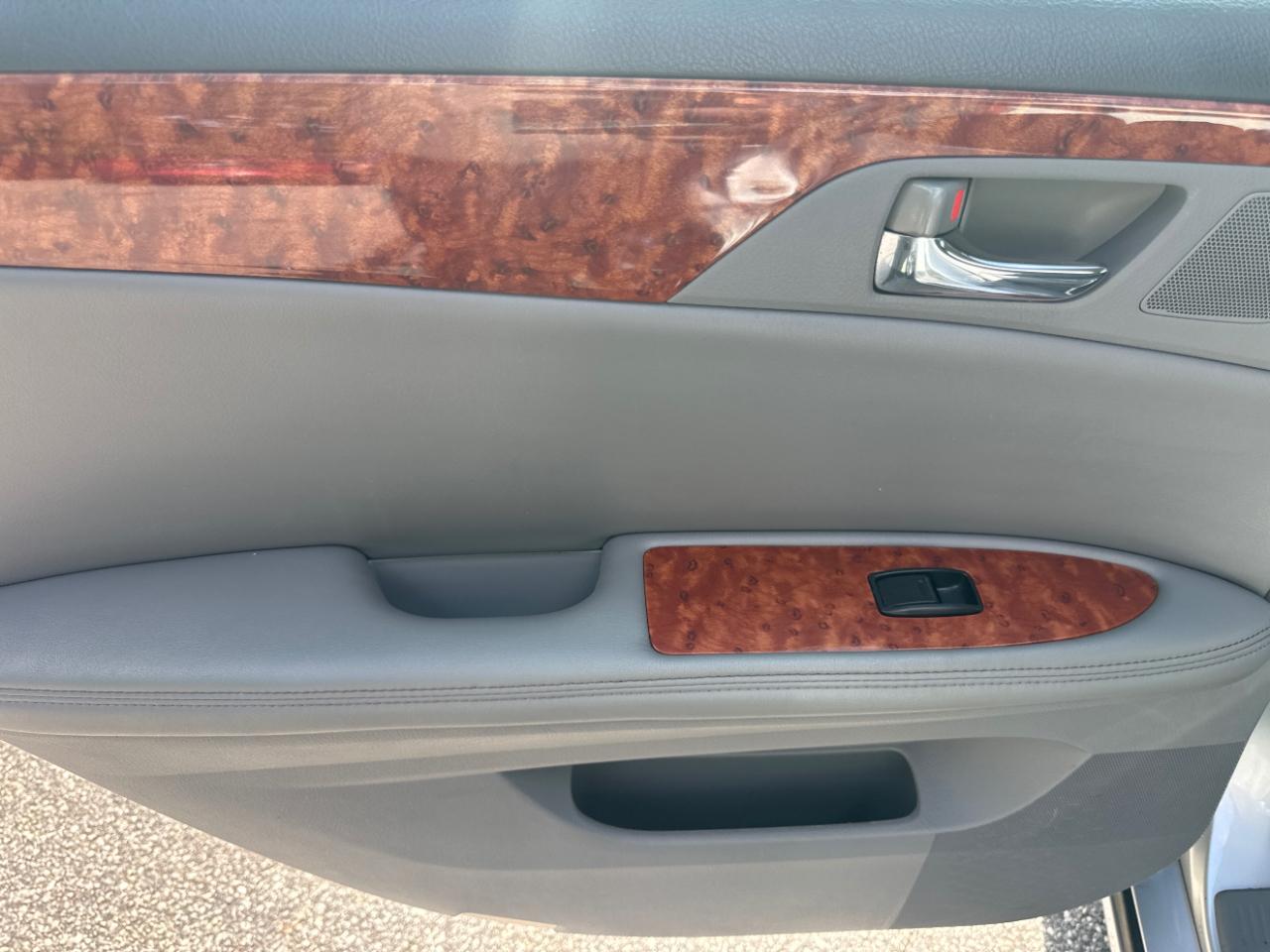 Toyota Avalon 4dr Sdn Touring (Natl) 2006