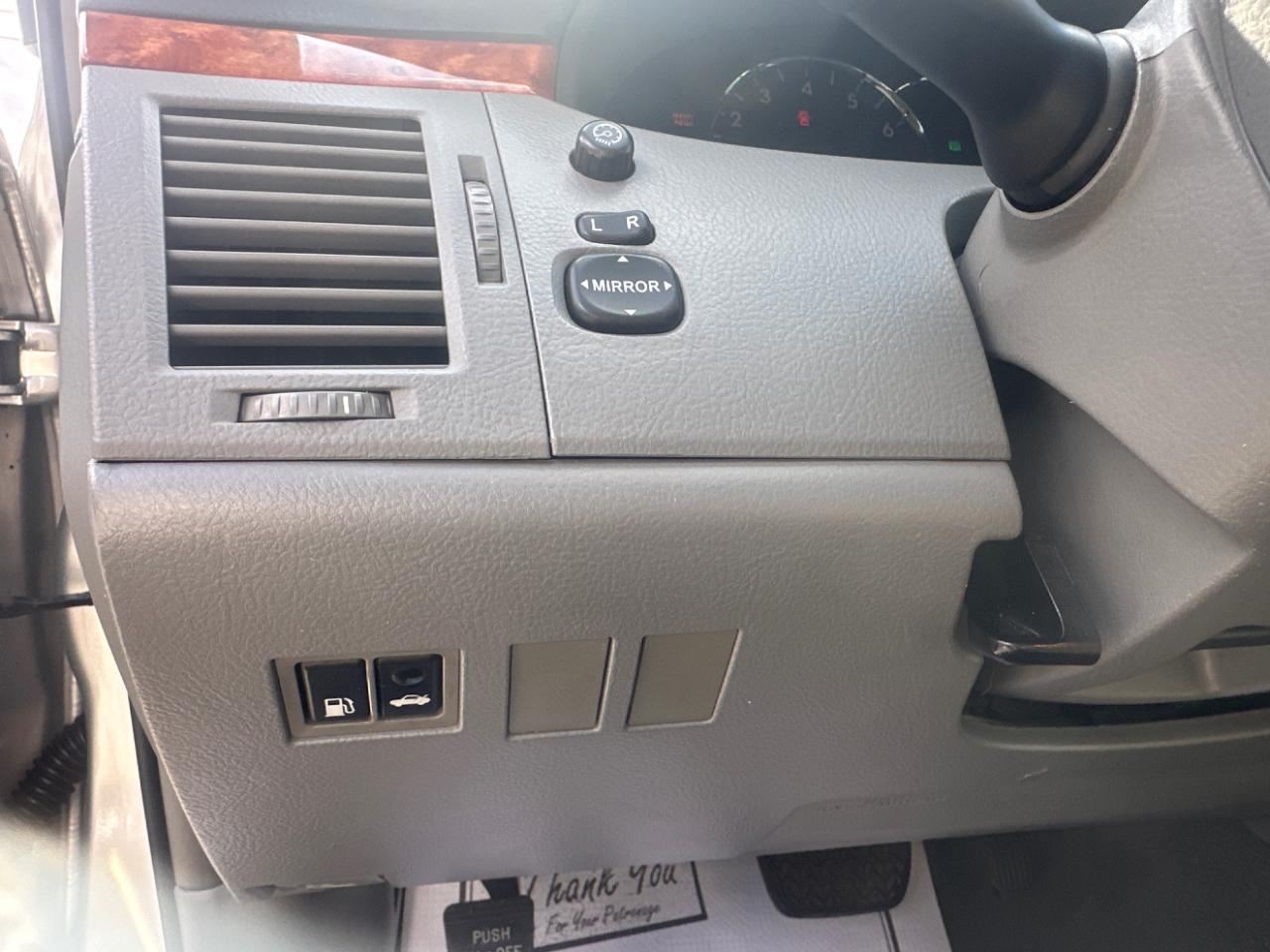 Toyota Avalon 4dr Sdn Touring (Natl) 2006