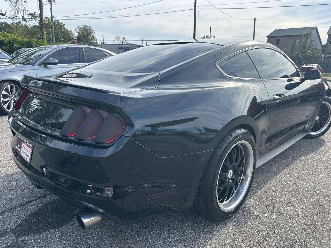 Ford Mustang EcoBoost Fastback 2017