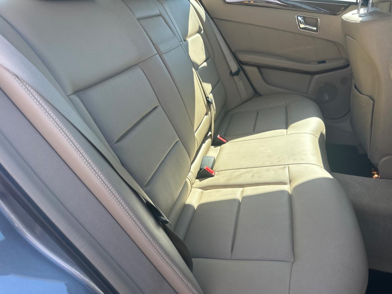 Mercedes-Benz E-Class 4dr Sdn E 350 Sport RWD 2011