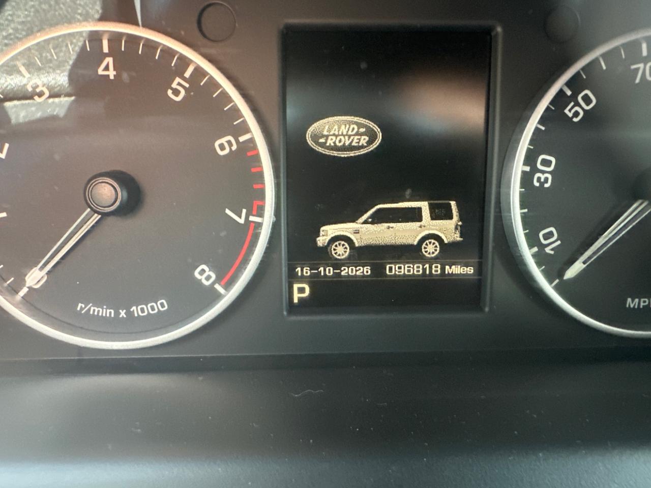 Land Rover LR4 4WD 4dr HSE 2015