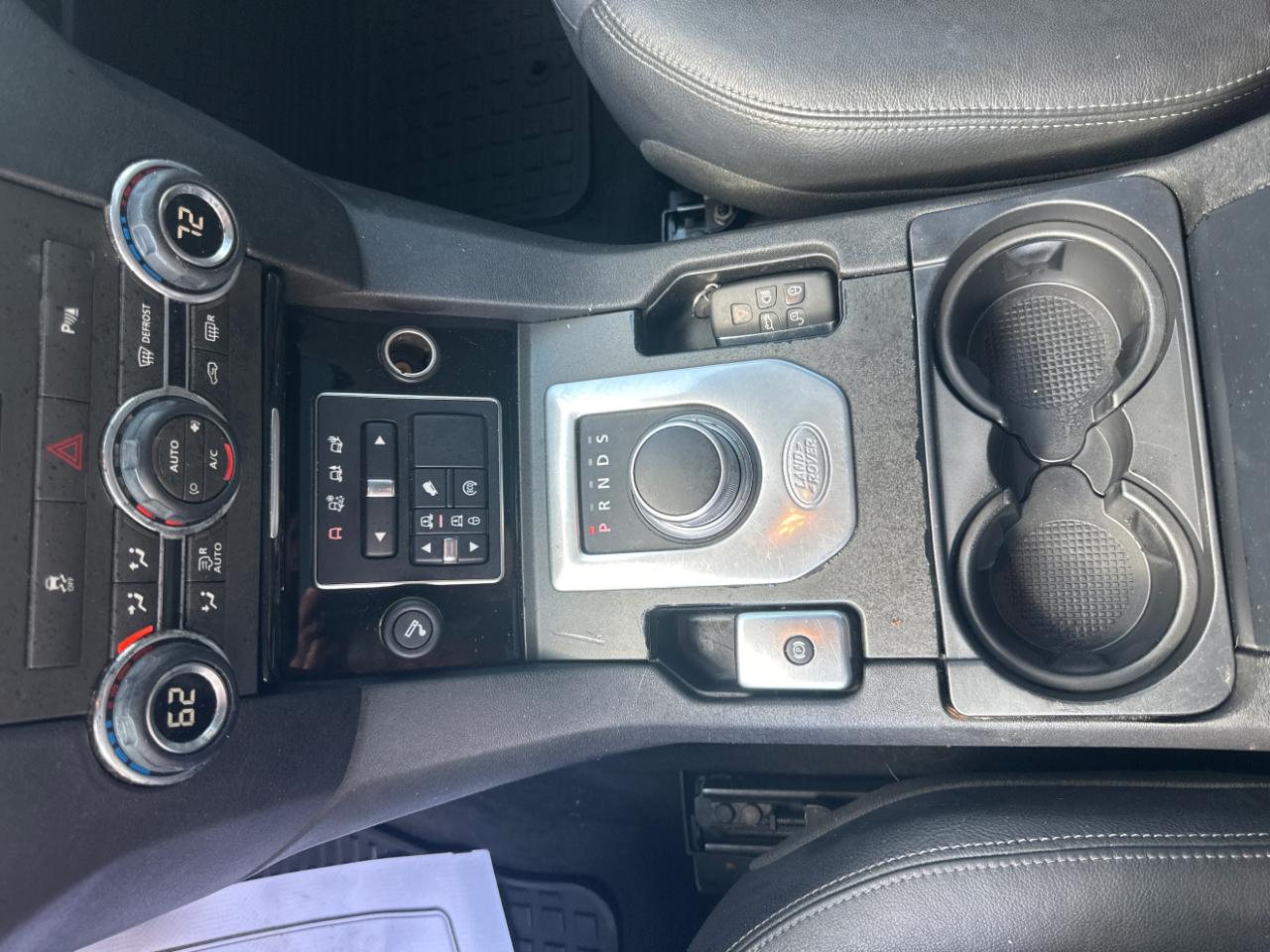 Land Rover LR4 4WD 4dr HSE 2015