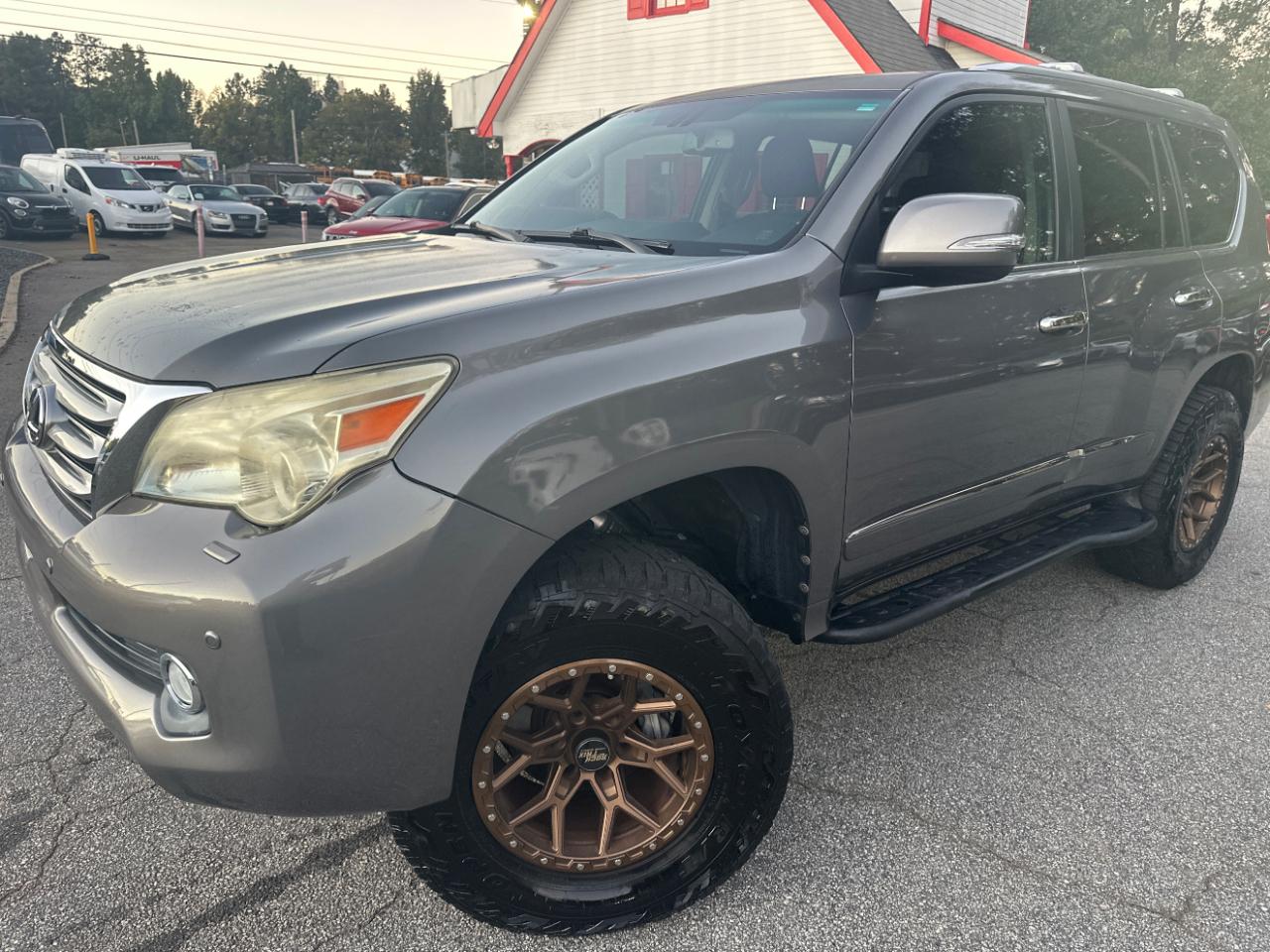 Lexus GX 460 4WD 4dr Premium 2011