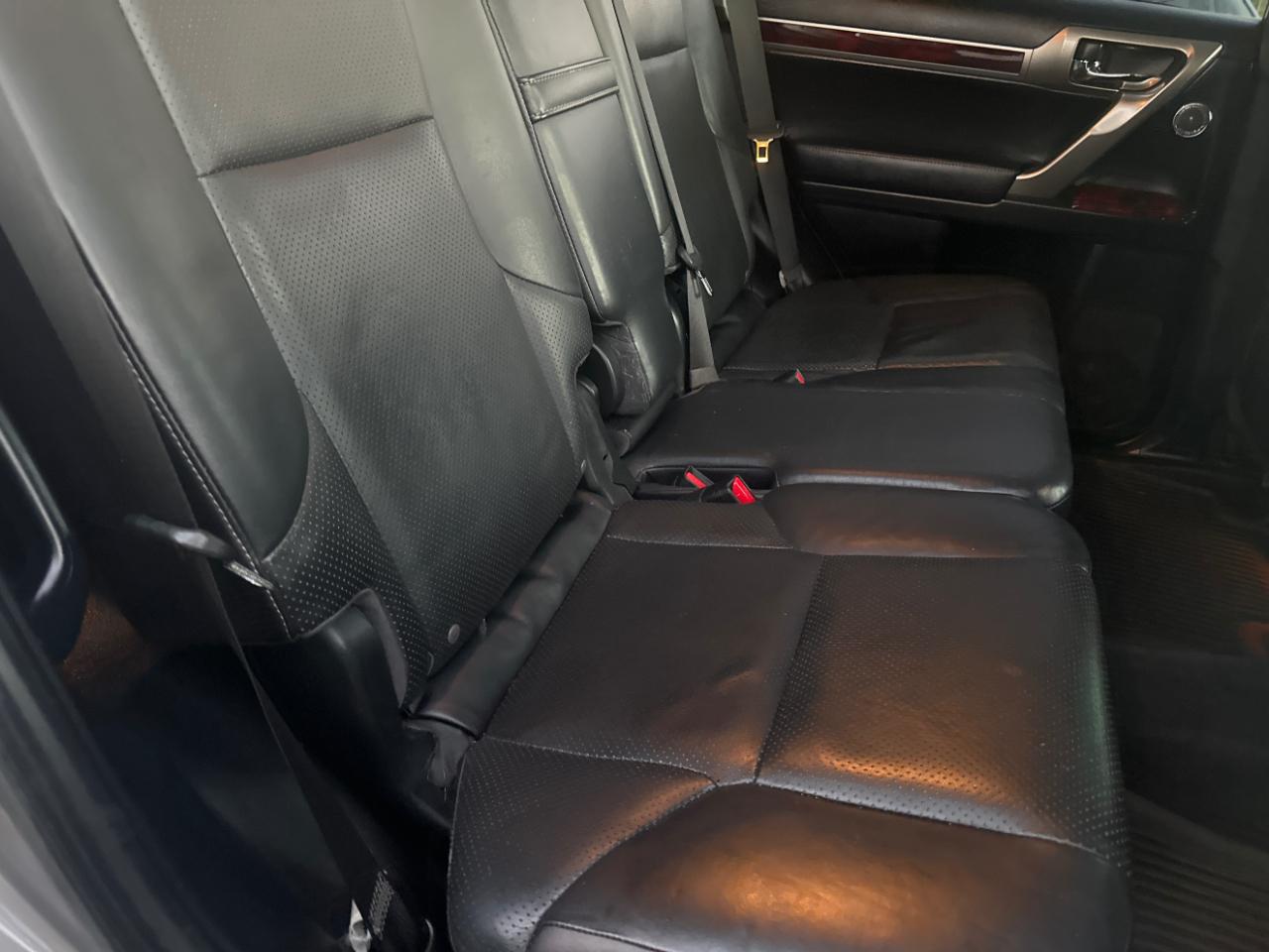 Lexus GX 460 4WD 4dr Premium 2011