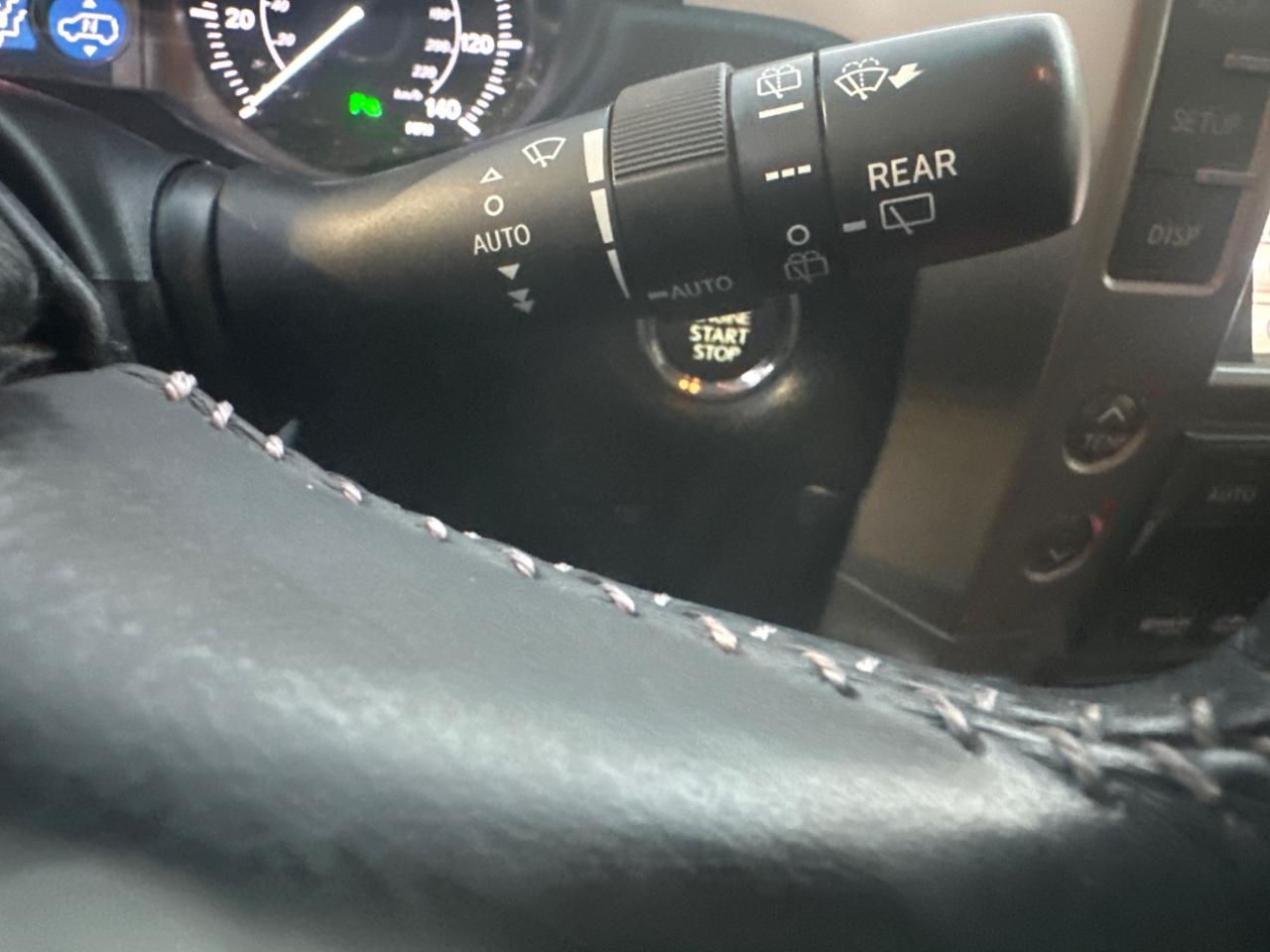 Lexus GX 460 4WD 4dr Premium 2011
