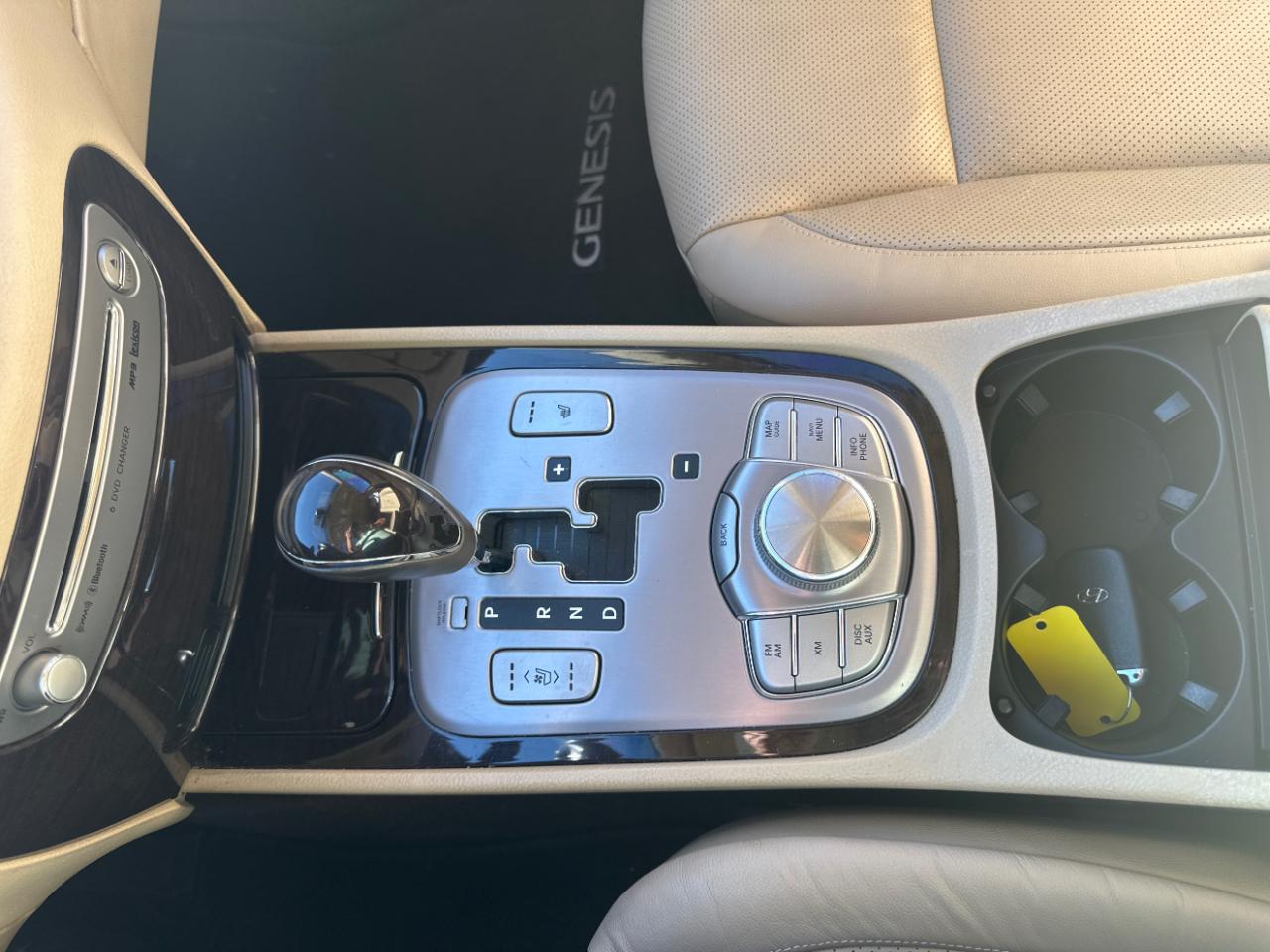 Hyundai Genesis 4dr Sdn 3.8L V6 2009