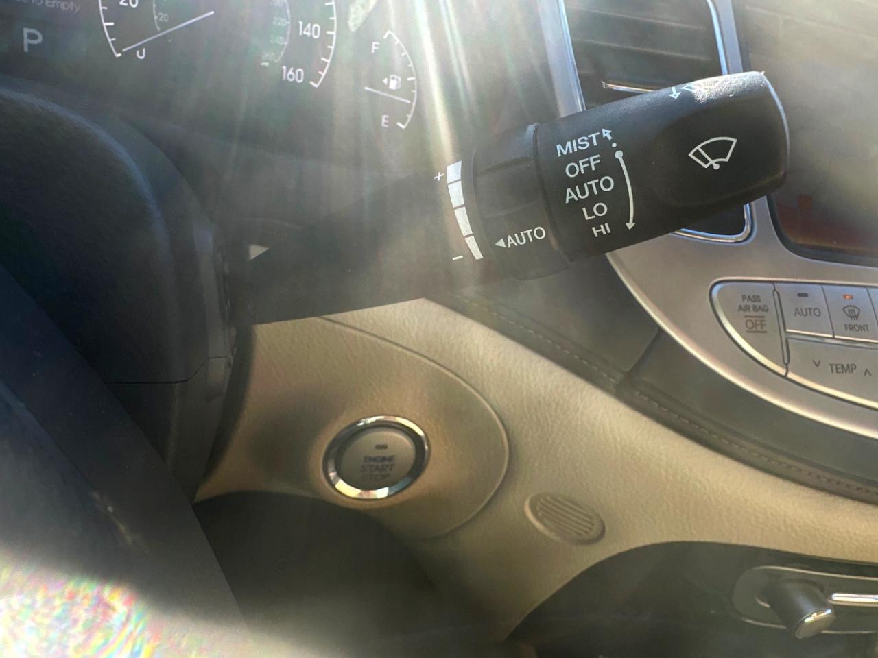 Hyundai Genesis 4dr Sdn 3.8L V6 2009