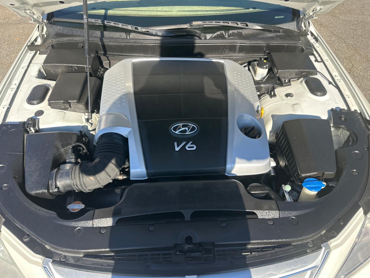 Hyundai Genesis 4dr Sdn 3.8L V6 2009