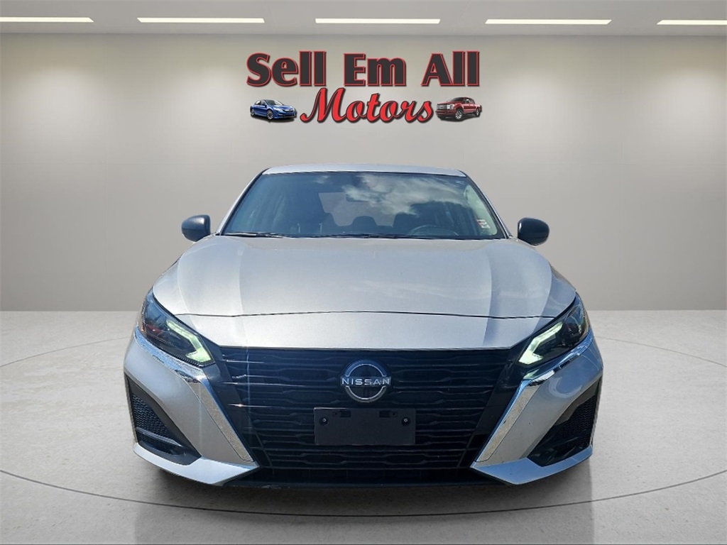 2024 Nissan Altima SV