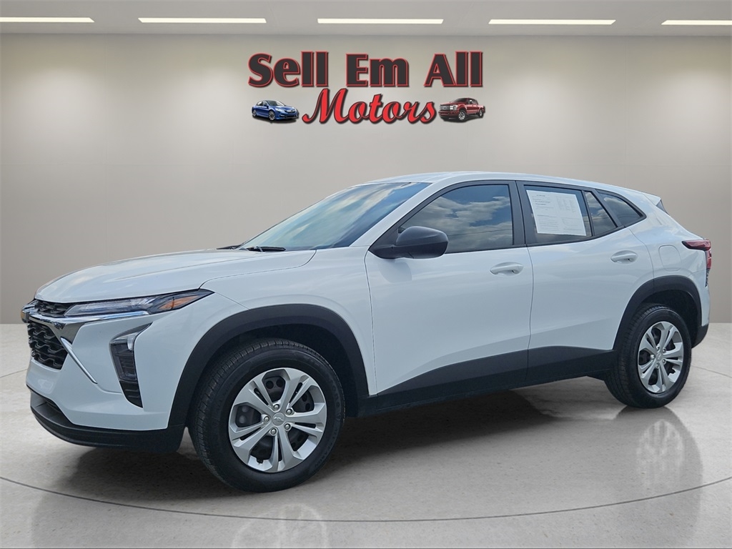 2024 Chevrolet Trax LS