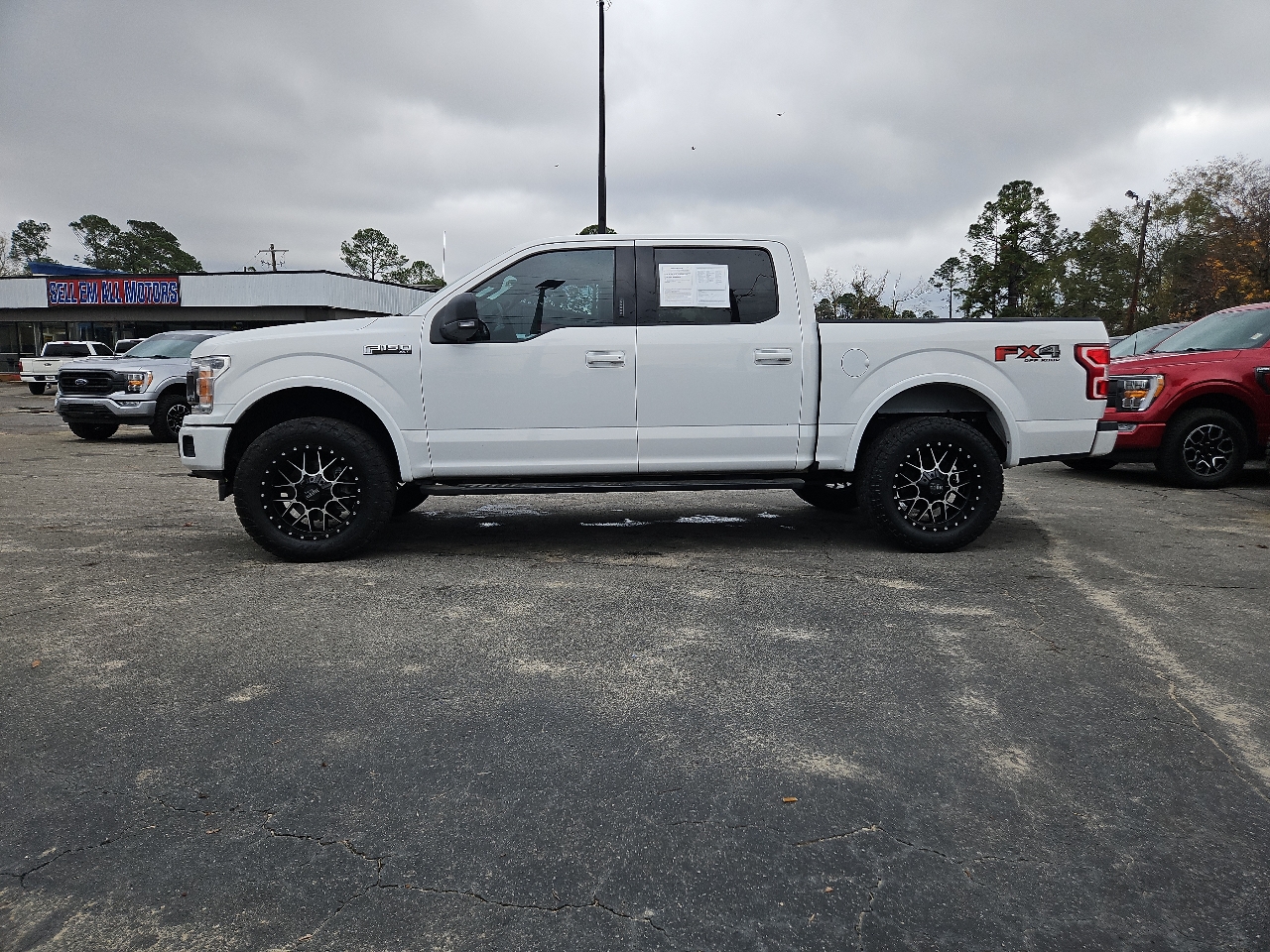 2020 Ford F-150 XLT's photo