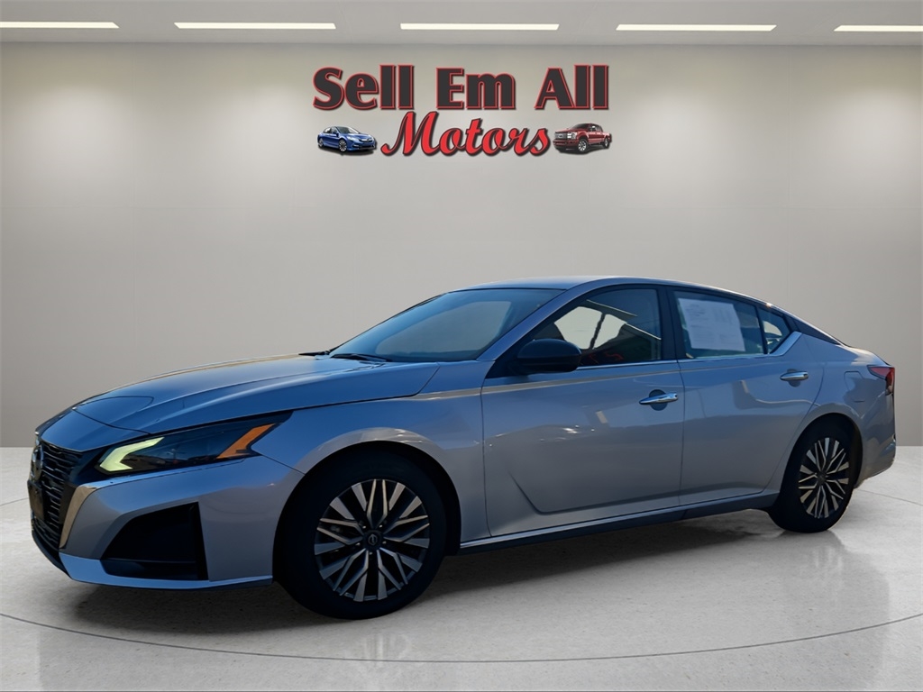 2024 Nissan Altima SV