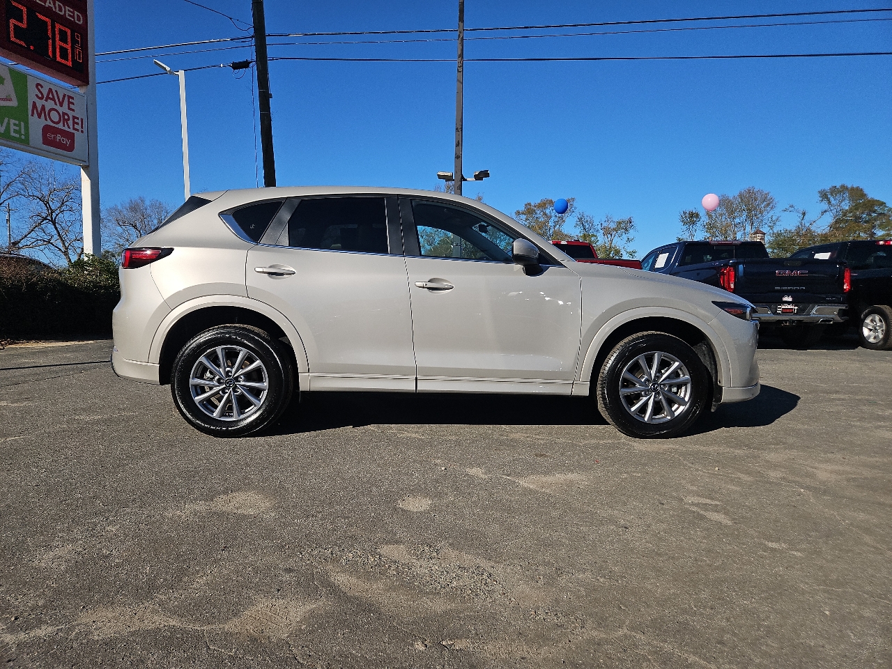 2025 Mazda CX-5 S Select Package's photo
