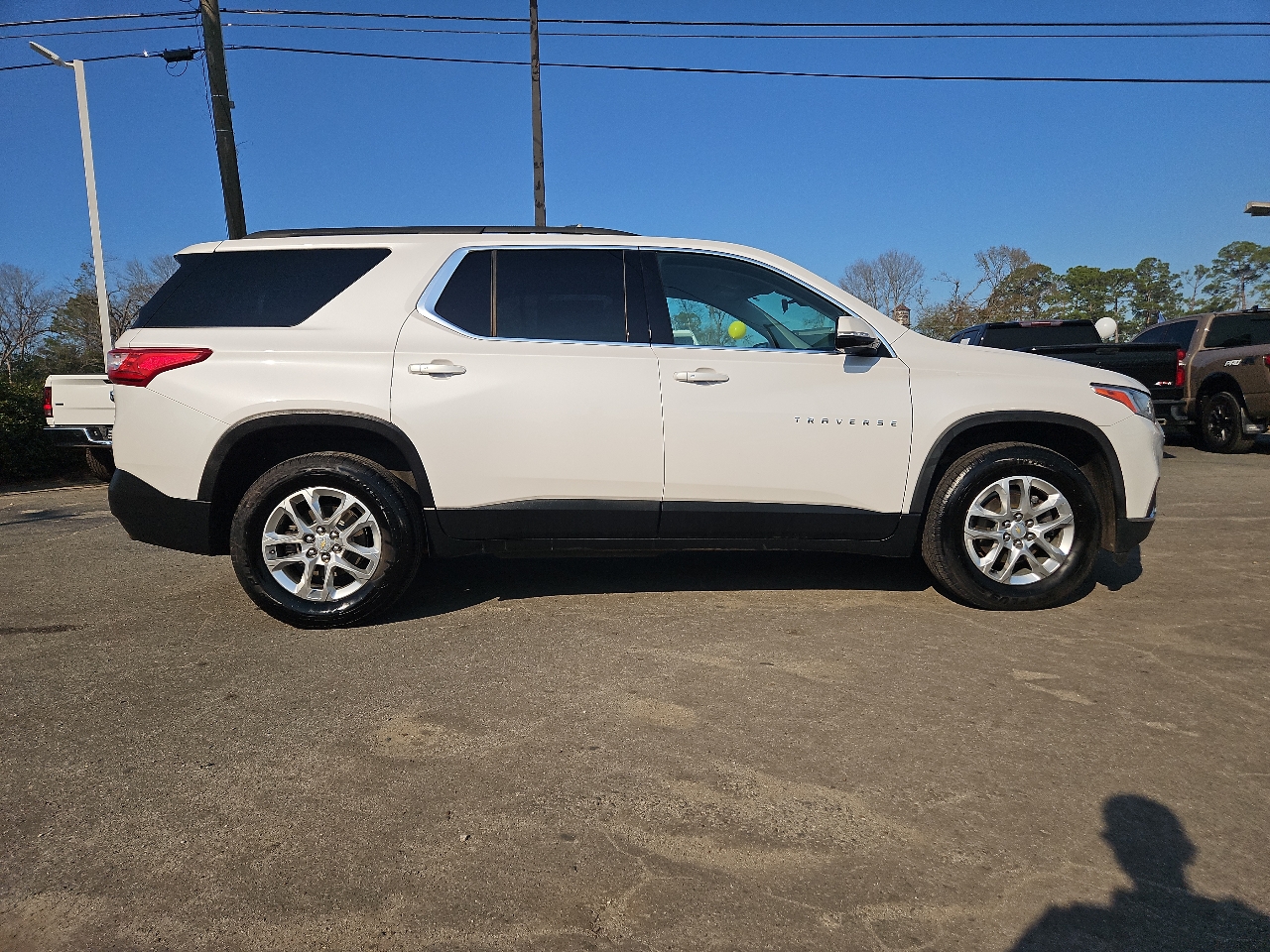 2020 Chevrolet Traverse FWD 4dr LT Cloth w/1LT