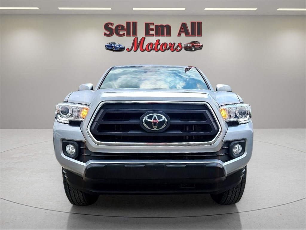 Toyota Tacoma 2WD SR5 Double Cab 5' Bed I4 AT (Natl) 2022