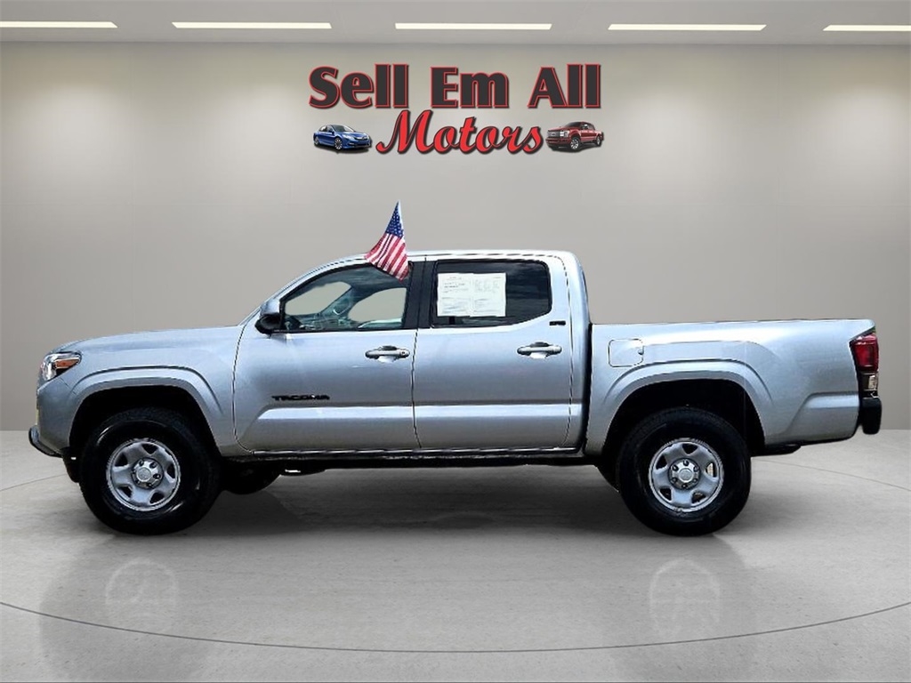 Toyota Tacoma 2WD SR5 Double Cab 5' Bed I4 AT (Natl) 2022