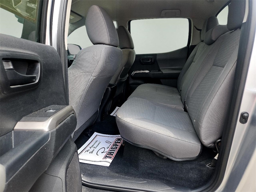 Toyota Tacoma 2WD SR5 Double Cab 5' Bed I4 AT (Natl) 2022