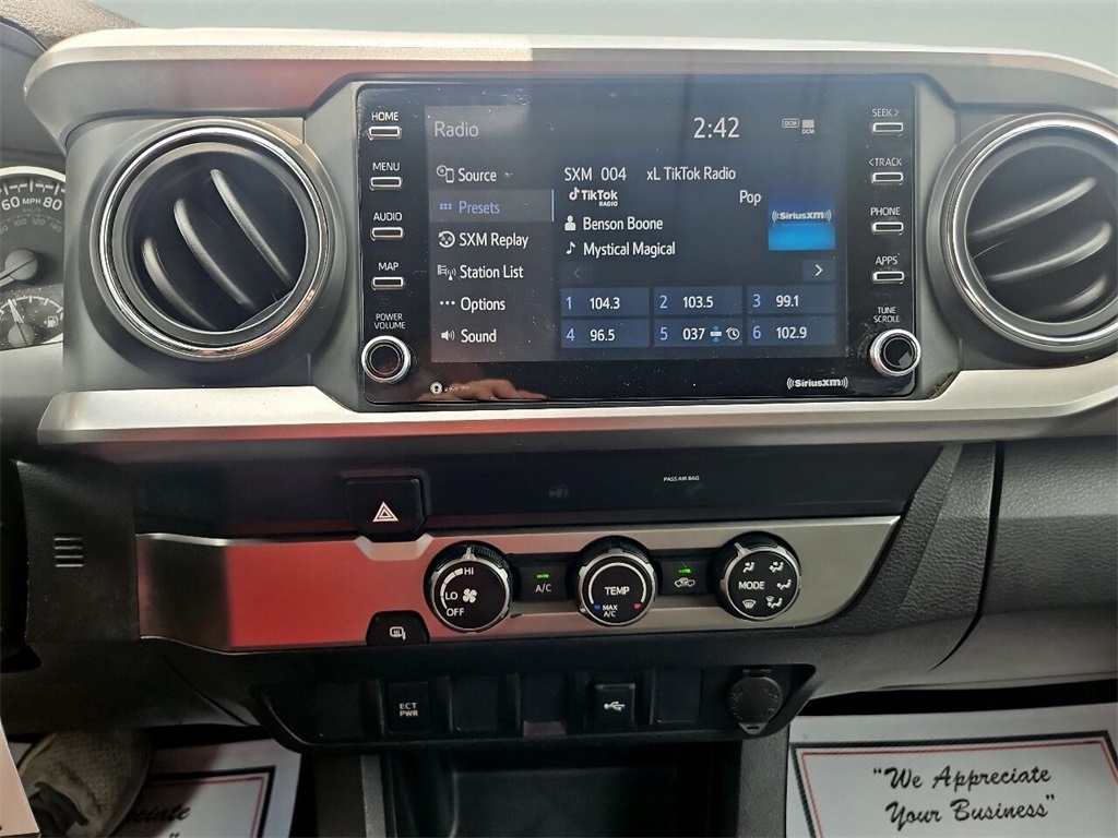 Toyota Tacoma 2WD SR5 Double Cab 5' Bed I4 AT (Natl) 2022