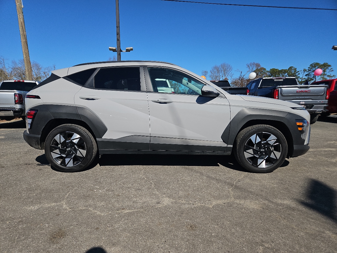 2025 Hyundai Kona SEL FWD