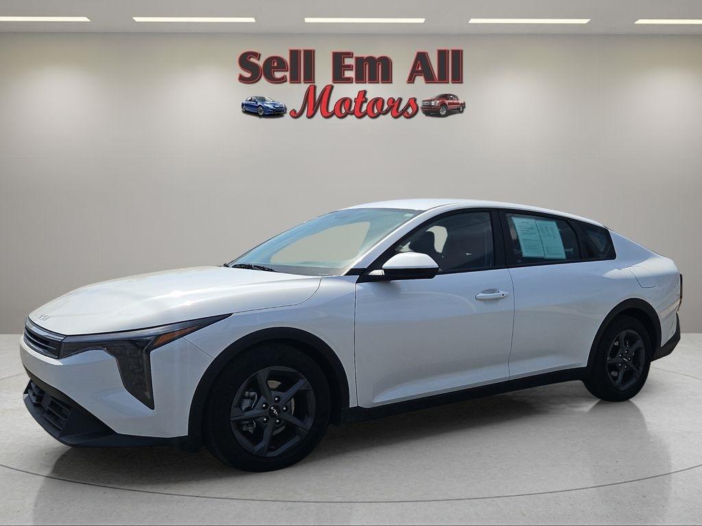 2025 Kia K4 LXS FWD