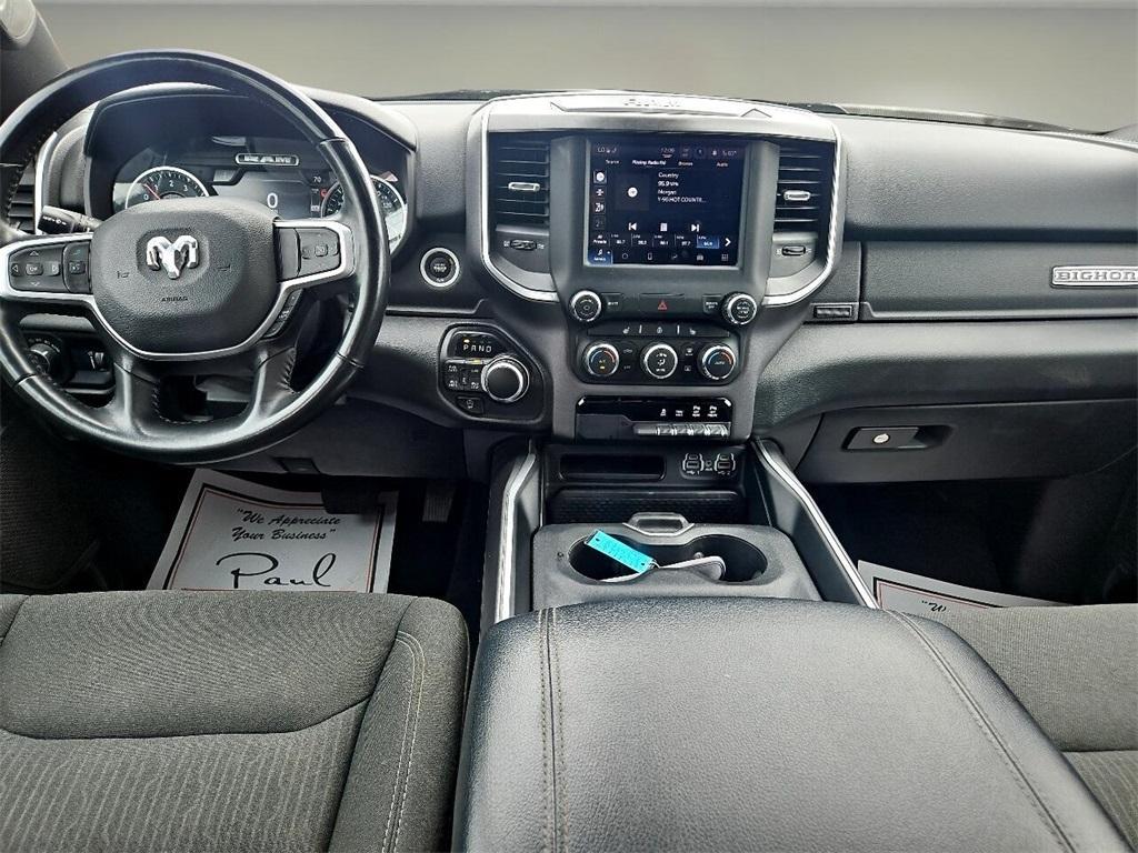 RAM 1500 Big Horn 4x4 Quad Cab 6'4" Box 2022