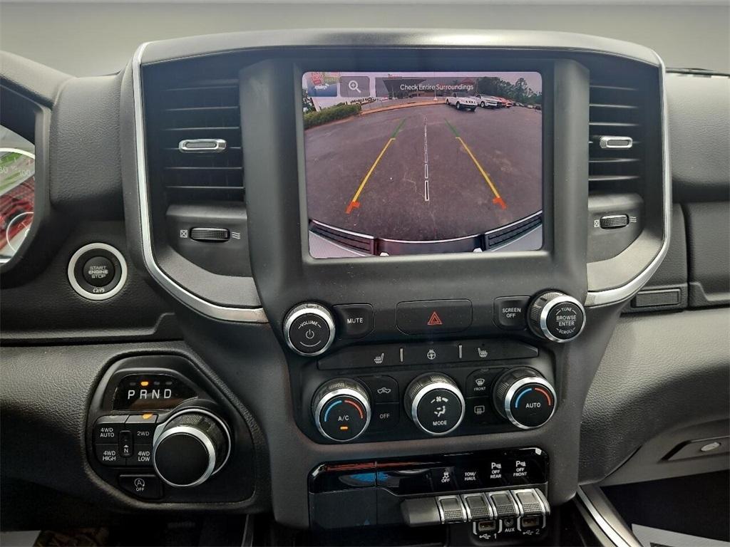 RAM 1500 Big Horn 4x4 Quad Cab 6'4" Box 2022