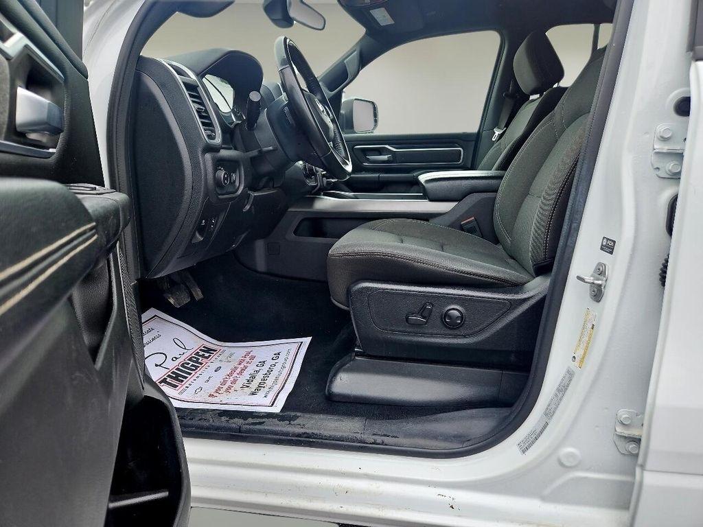 RAM 1500 Big Horn 4x4 Quad Cab 6'4" Box 2022