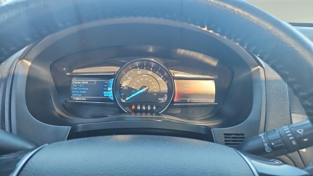 Ford Explorer Limited FWD 2019