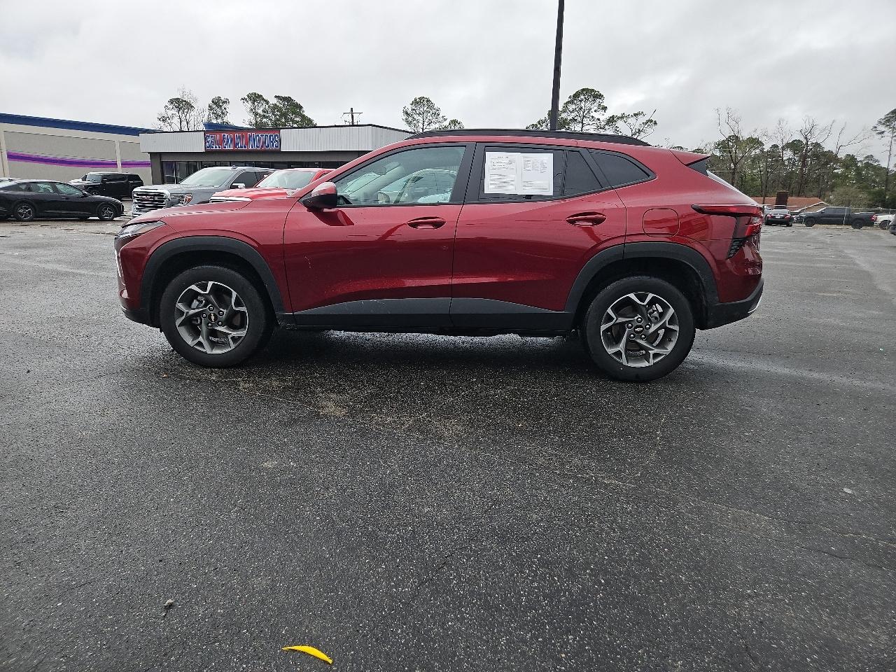 2025 Chevrolet Trax FWD 4dr LT