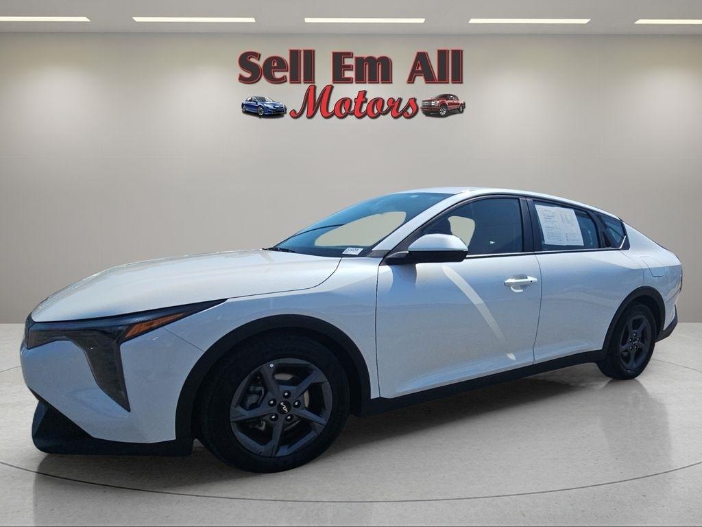 2025 Kia K4 LXS FWD