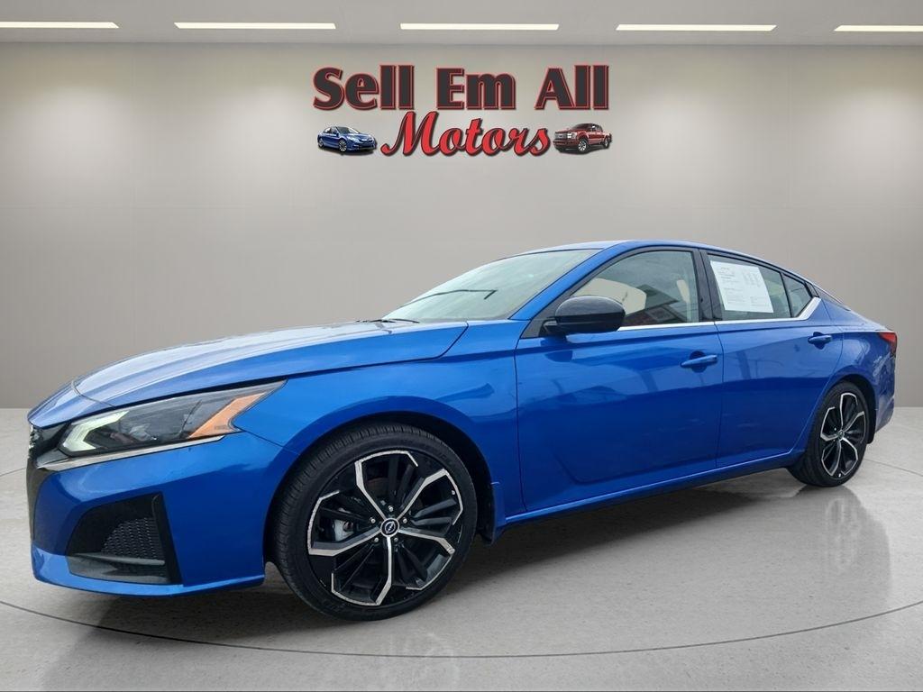 2025 Nissan Altima SR FWD