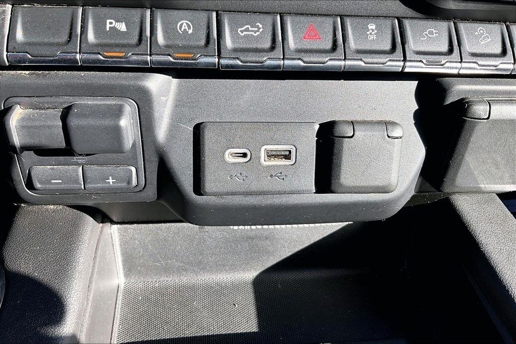 Chevrolet Silverado 1500 4WD Crew Cab 147" LT Trail Boss 2019