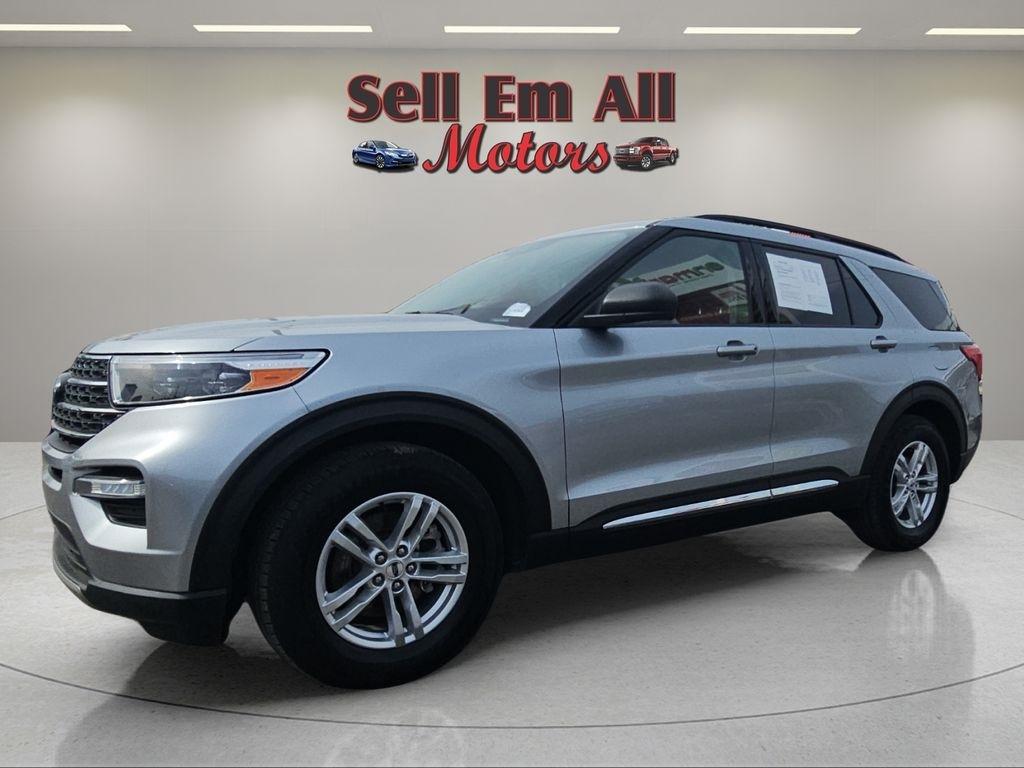 2023 Ford Explorer XLT RWD