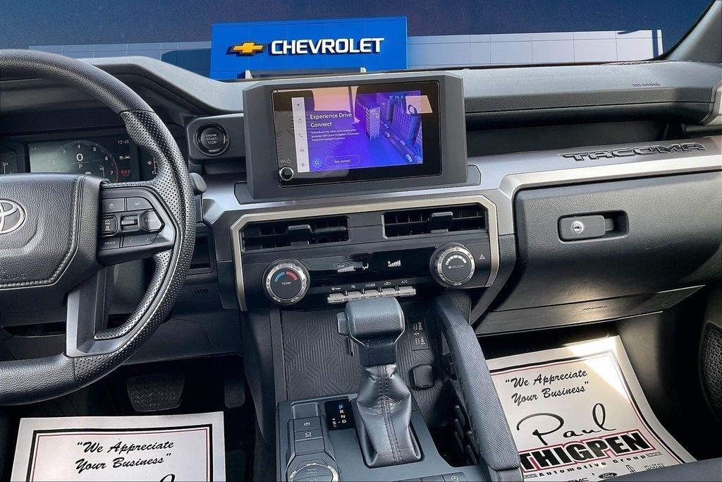 Toyota Tacoma 2WD TRD Sport Double Cab 5' Bed AT (Natl) 2025