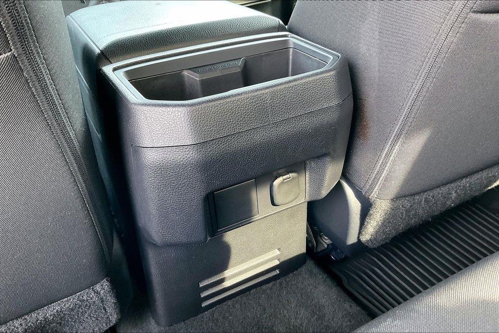 Toyota Tacoma 2WD TRD Sport Double Cab 5' Bed AT (Natl) 2025