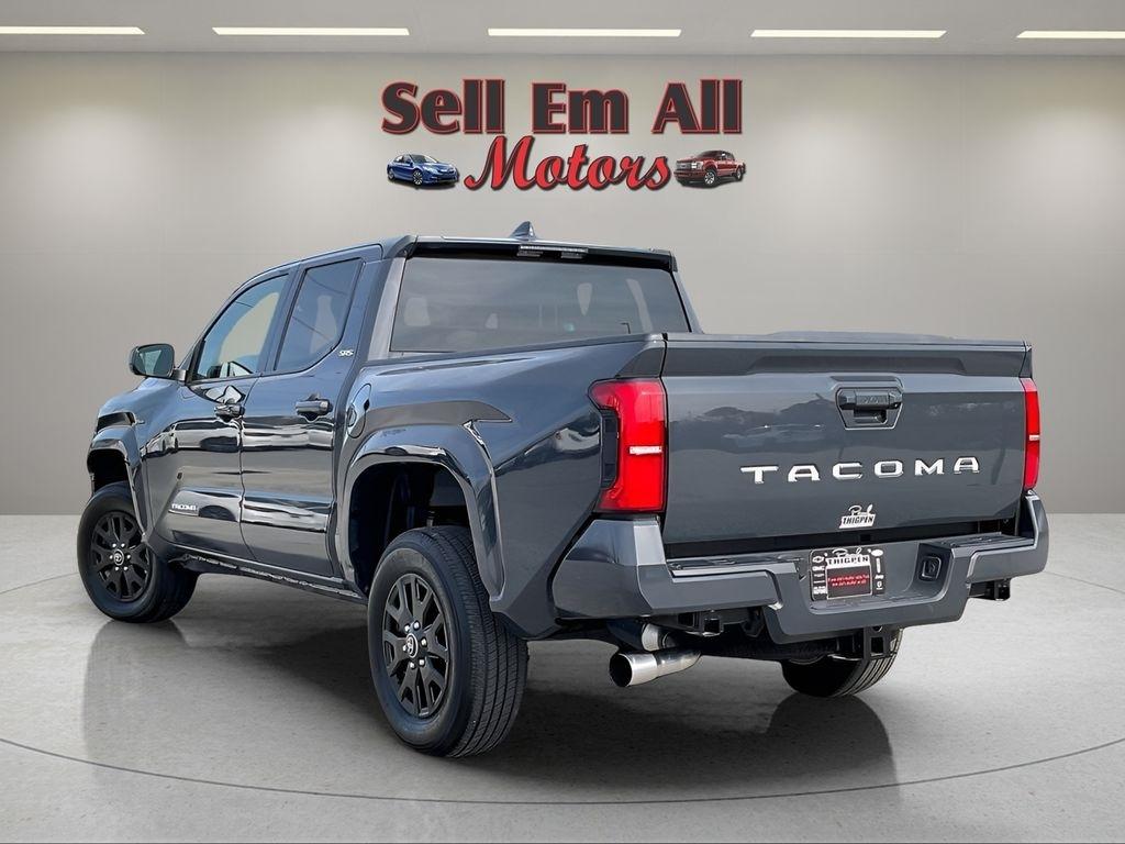 Toyota Tacoma 2WD TRD Sport Double Cab 5' Bed AT (Natl) 2025