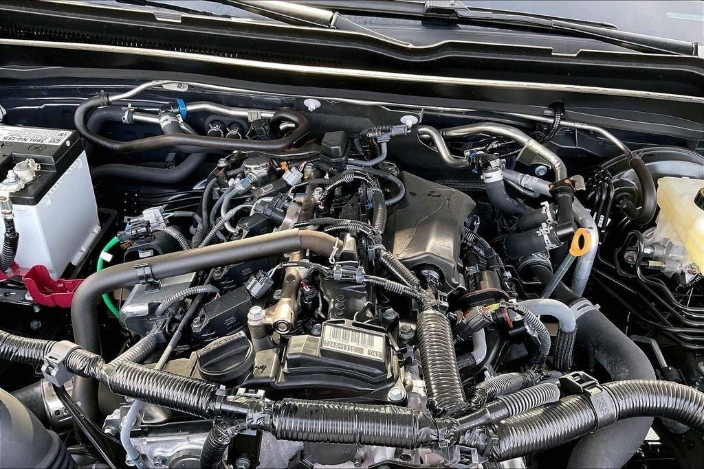 Toyota Tacoma 2WD TRD Sport Double Cab 5' Bed AT (Natl) 2025