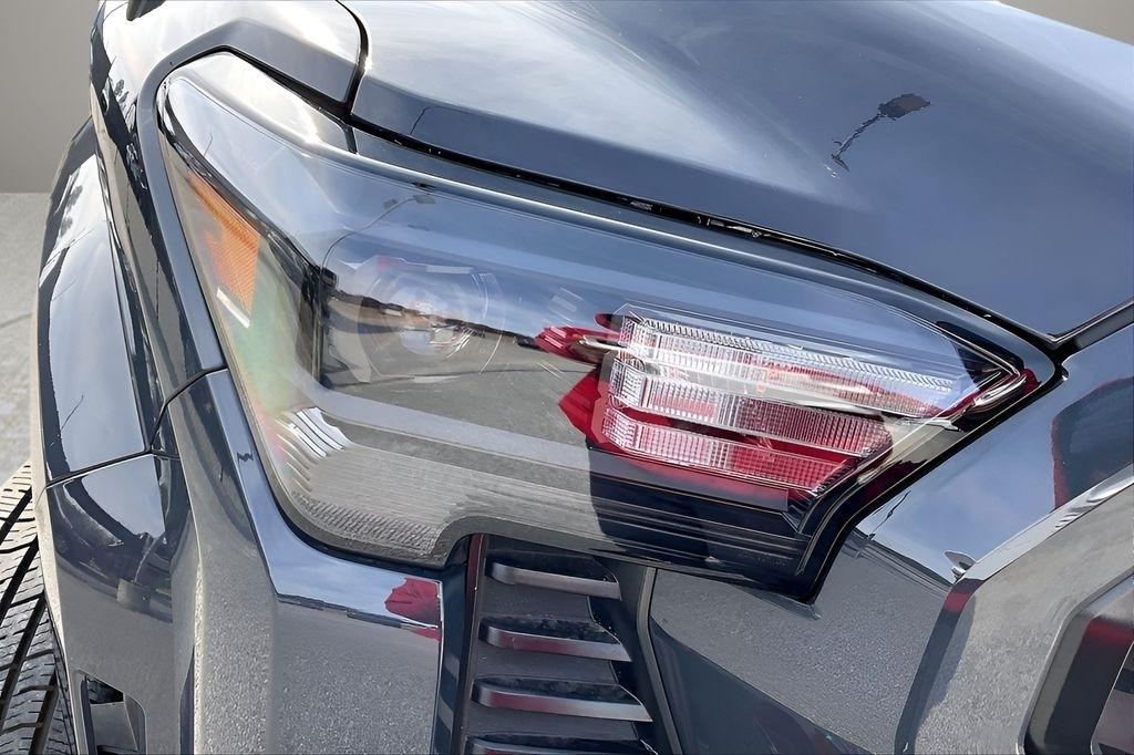 Toyota Tacoma 2WD TRD Sport Double Cab 5' Bed AT (Natl) 2025