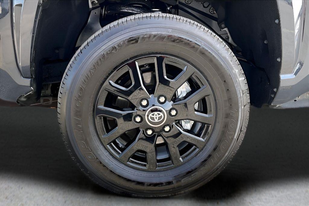 Toyota Tacoma 2WD TRD Sport Double Cab 5' Bed AT (Natl) 2025