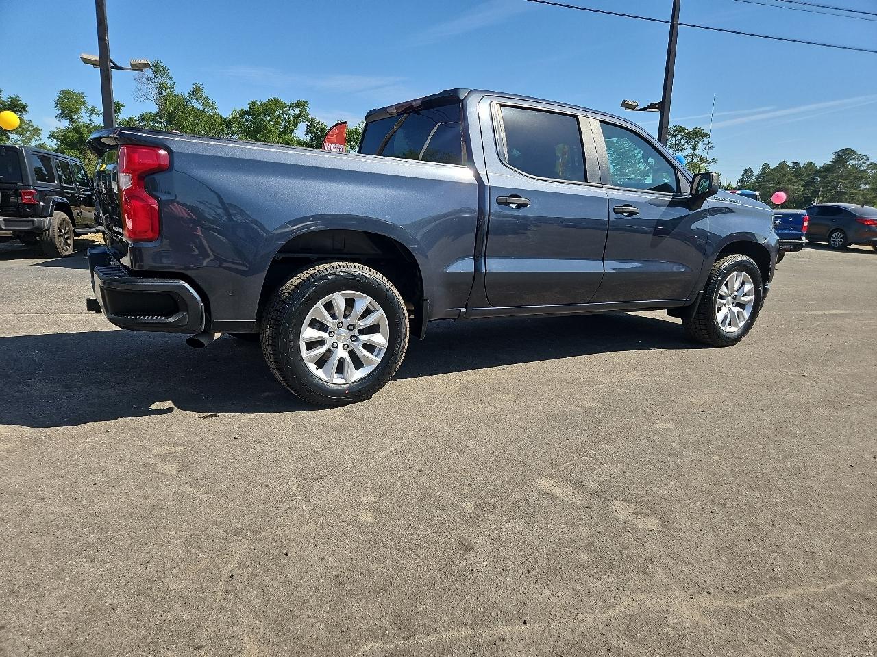 Chevrolet Silverado 1500 LTD 2WD Crew Cab 147" Custom 2022