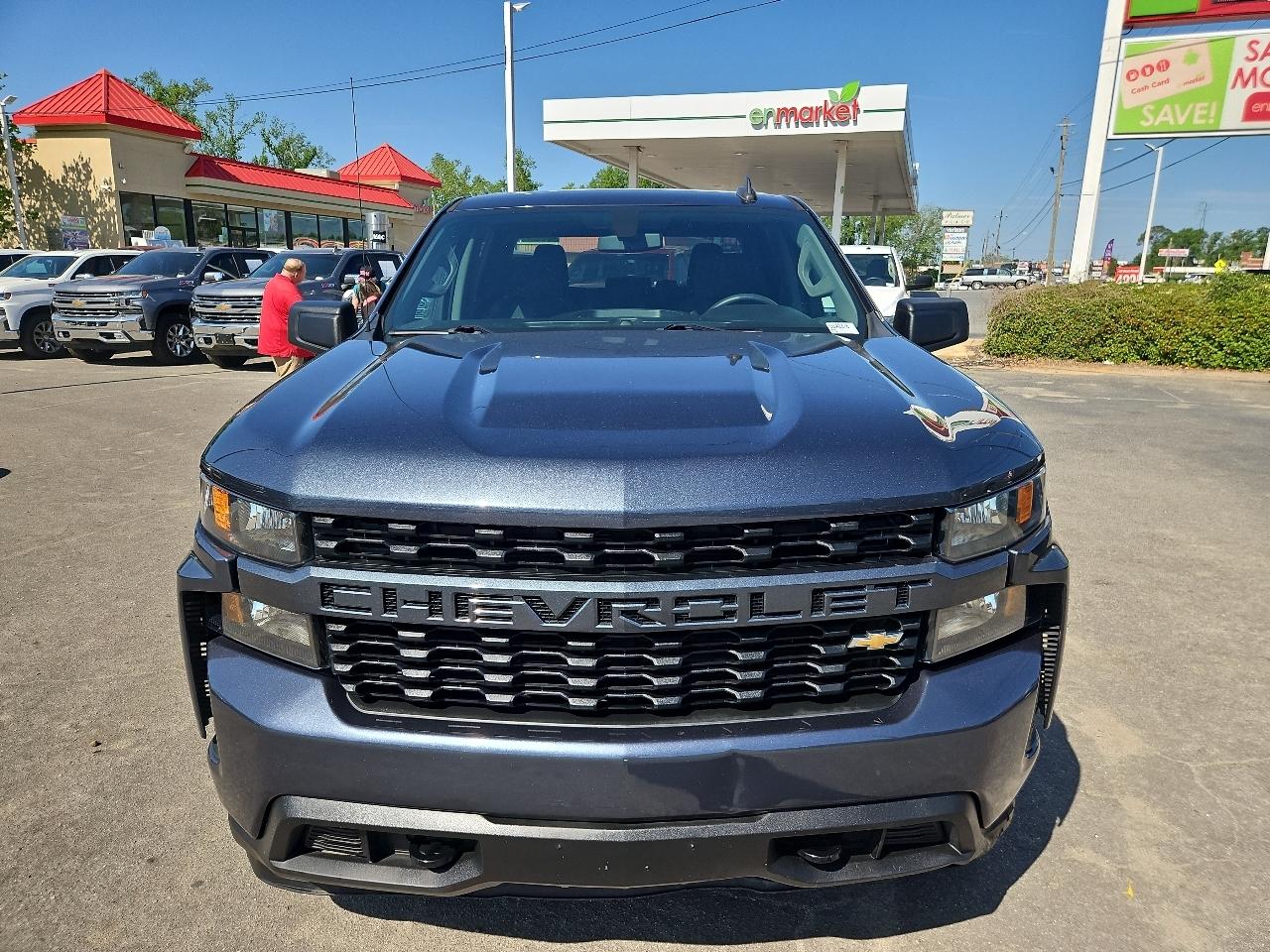 Chevrolet Silverado 1500 LTD 2WD Crew Cab 147" Custom 2022