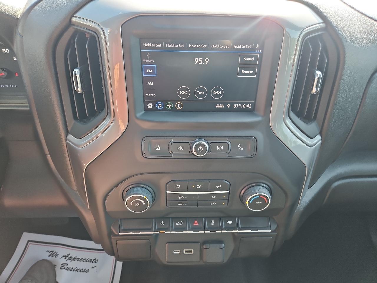 Chevrolet Silverado 1500 LTD 2WD Crew Cab 147" Custom 2022