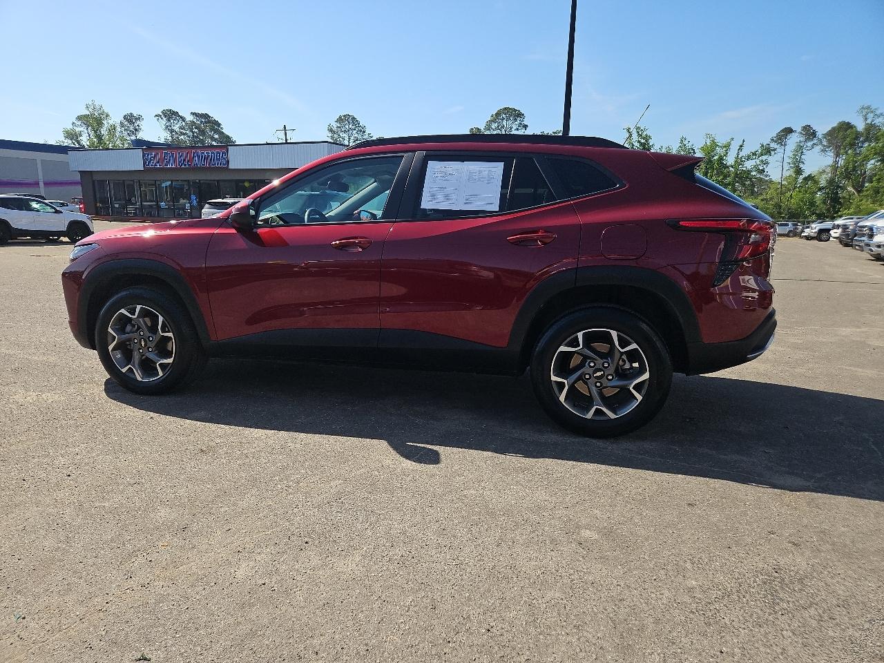 2025 Chevrolet Trax FWD 4dr LT