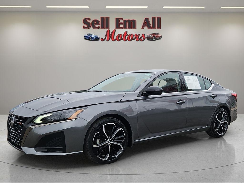 2025 Nissan Altima SR FWD