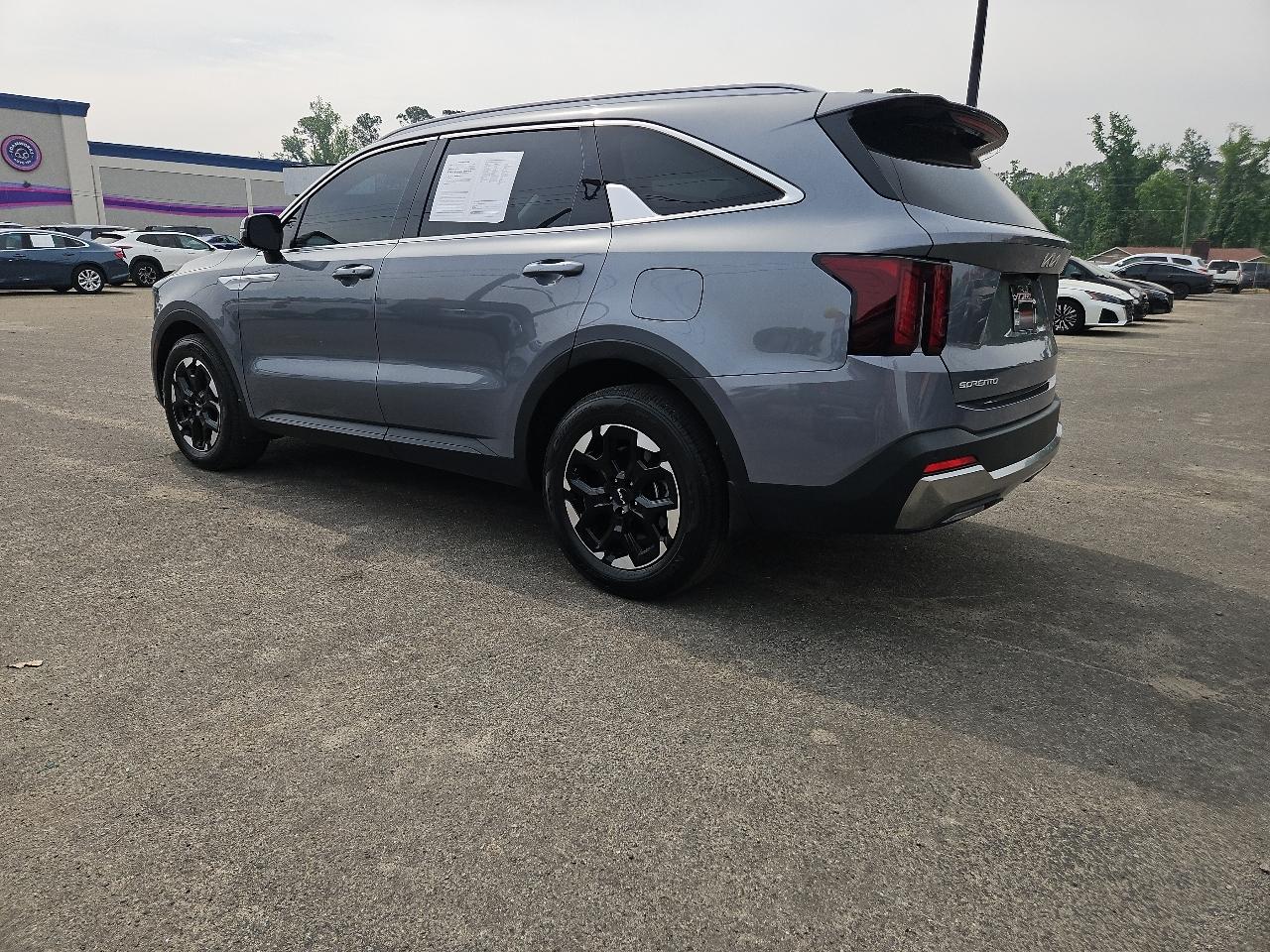 Kia Sorento S FWD 2025