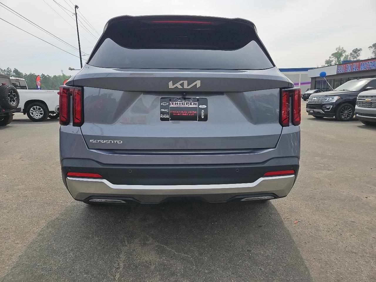 Kia Sorento S FWD 2025